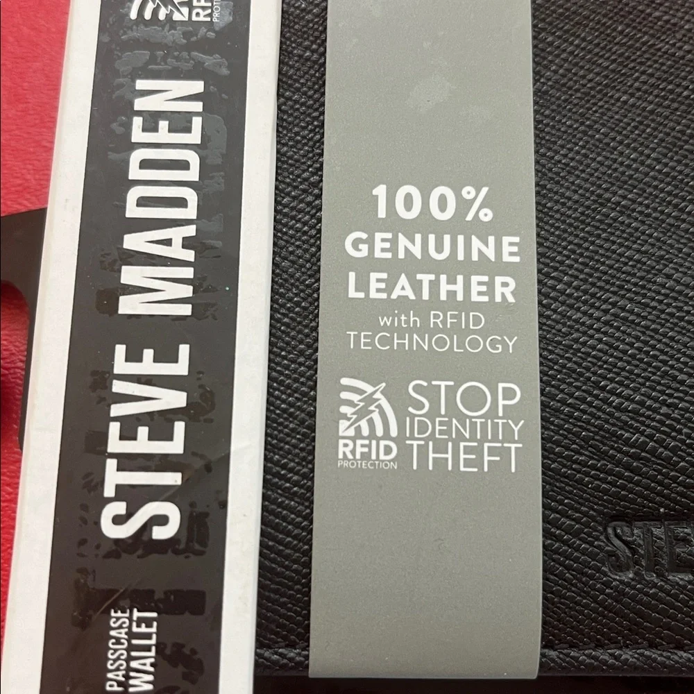 Steve Madden Genuine Black Leather Card Holder